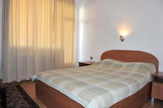 Отель Family Hotel Blazhi Сандански Двухместный номер с 1 кроватью-4